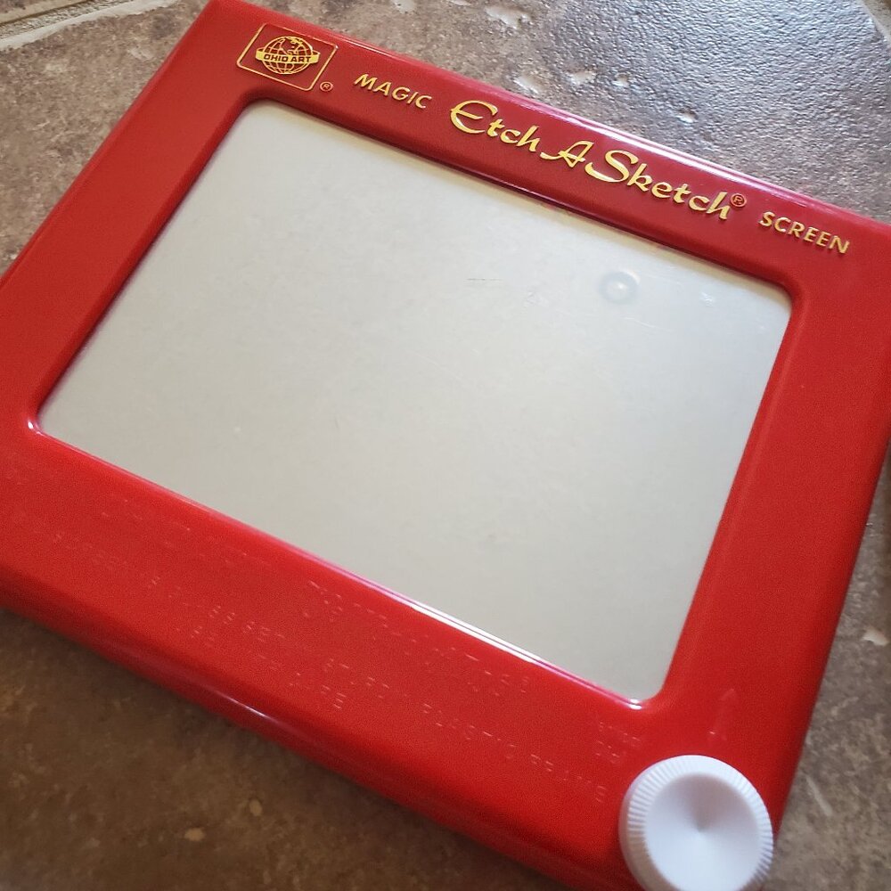 Etch A Sketch - Classic style